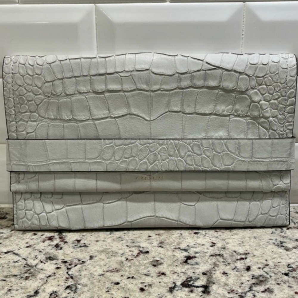 Coach Leather Clutch - Gray Croc-Embossed LIKE NEW - Picture 2 of 14